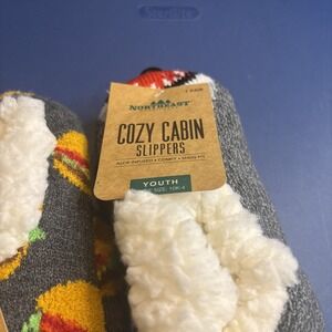 2 Pair Lot Of Youth Shoe Size 10K- 4 Northeast Cozy Cabin Slippers Aloe Infused